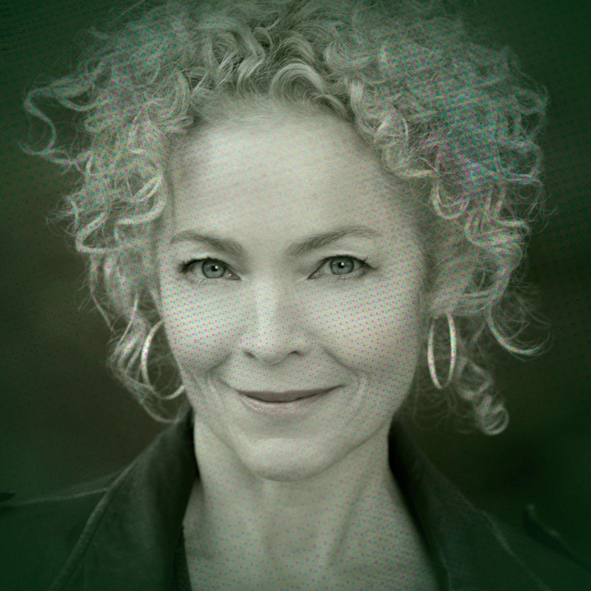 Amy Irving